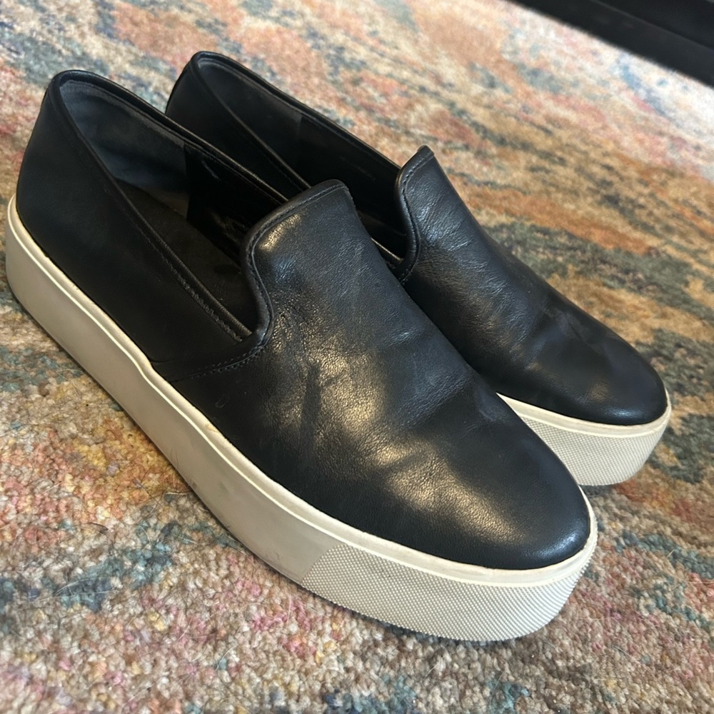 VINCE Brenden B slip on women’s 7.5